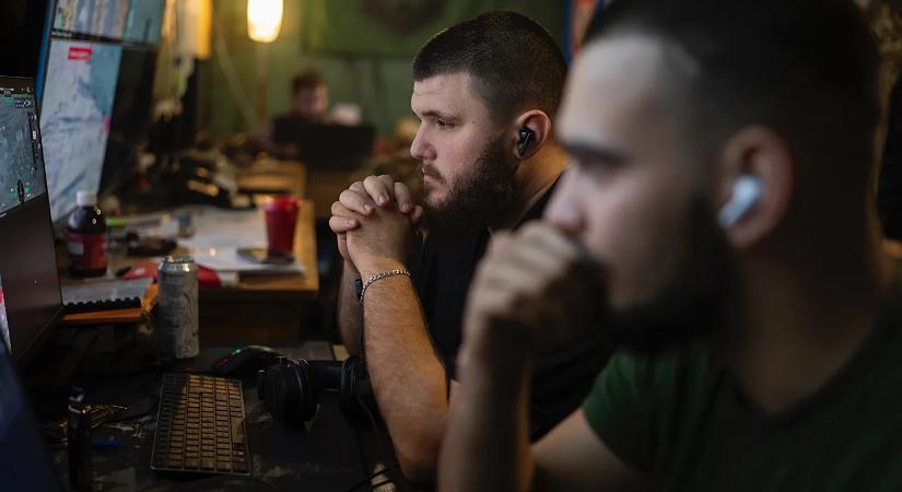 Ukrajna mesterséges intelligencia központot indít katonai technológiák számára