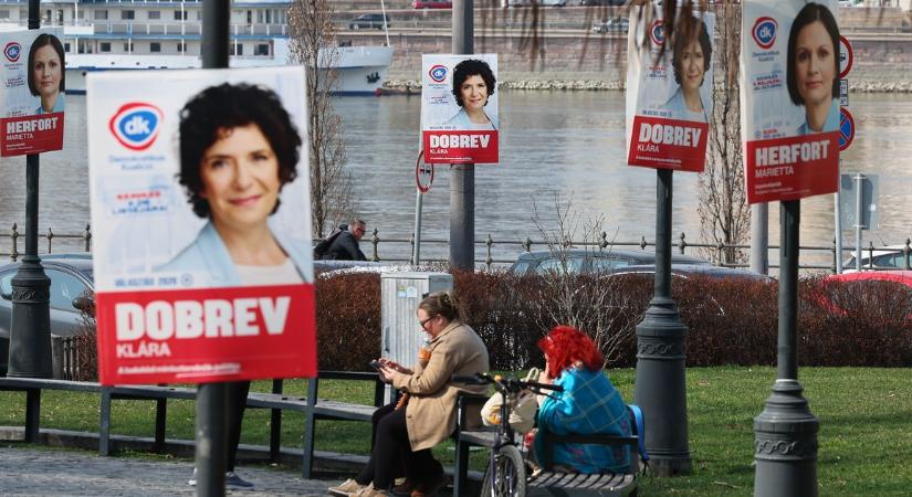 Fizetne egy mostani választási plakátért, hogy eltegye emlékbe?