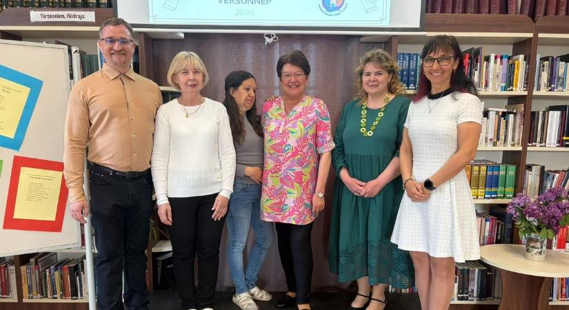 Hittel és szeretve mondott szavak