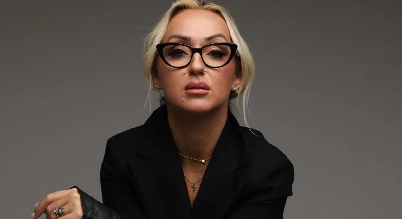 Ez forró! Meztelenre vetkőzött Nagyváradi Nelli