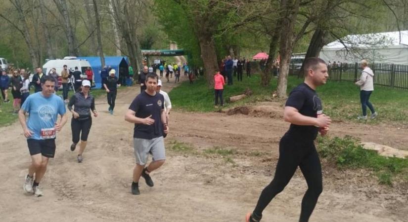 Menetfelszerelés nélkül – a szekszárdi erdőkben is bizonyítottak a zalai lánglovagok