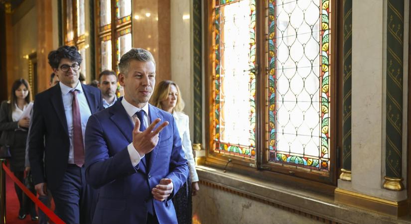 Ez történt: 3 év után derült ki, milyen Facebook-csoport tagja Magyar Péter