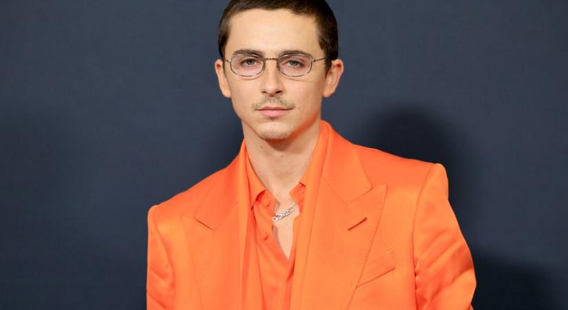 Charlize Theron úgy odamondott a balettet és operát ekéző Timothée Chalamet-nek, hogy még ide is elért az égett szag