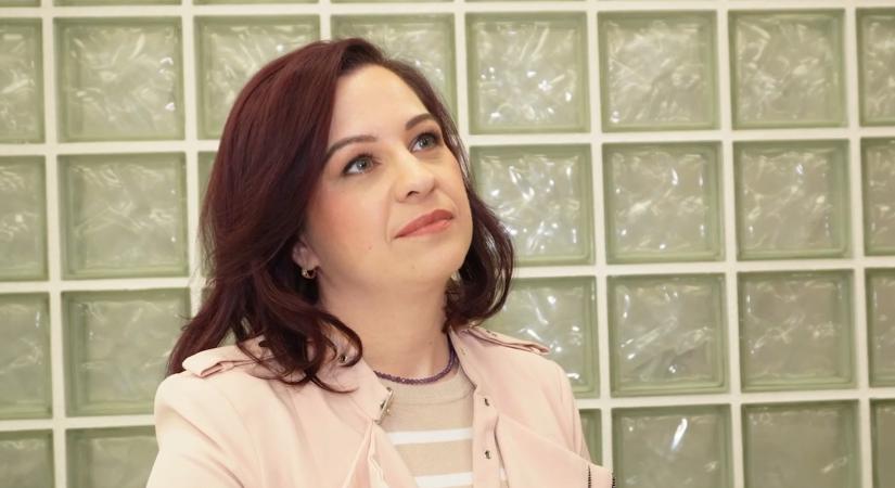 „Végigfutott rajtam a hideg” – megható történet az ápolónőről, aki örökbefogadott egy kisfiút