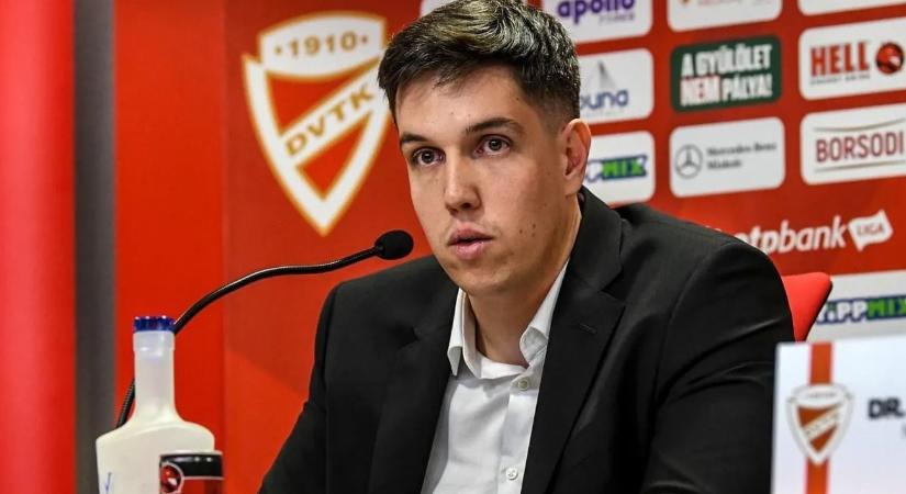 Kezdődik a sárdobálás Diósgyőrben: „Mindig ez van, amikor jellemtelen, alkalmatlan személyek tönkreteszik a munkámat”