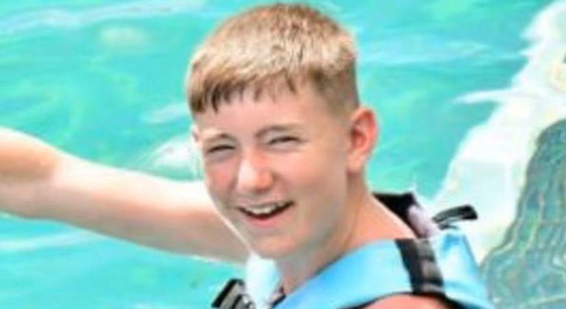 "Soha többé nem fogsz járni" - ordították, miközben brutálisan megverték a 15 éves fiút