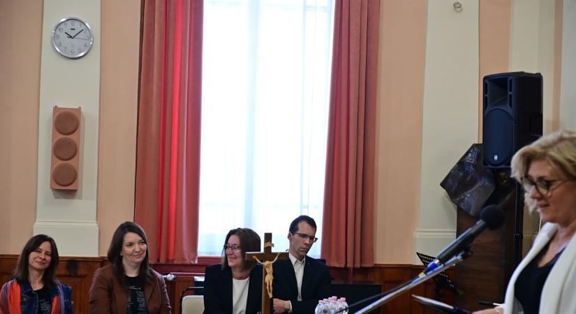 Országos ökumenikus szavalóverseny a Kossuth Lajos Gimnáziumban