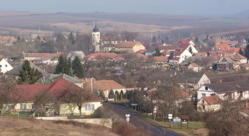 Figyelem! Gyanús férfi környékezett meg két kislányt Novajon