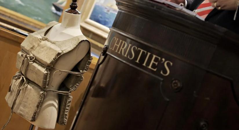 Döbbenetes összegért kelt el egy Titanic-mentőmellény