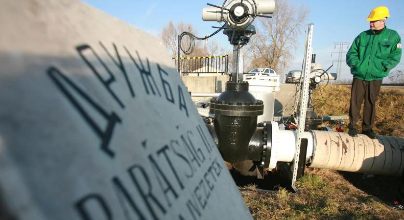 Ukrajna meghátrált: készek akár már hétfőn helyreállítani az olajszállítást a Barátság kőolajvezetéken