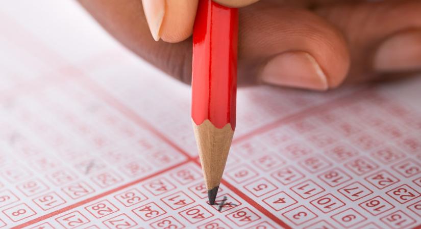 Kihúzták a Hatoslottó nyerőszámait: ezzel a hat számmal vajon lett valakinek telitalálata?