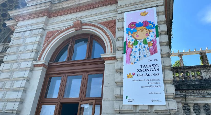 Tavaszi zsongás a Várkertben: Sztárfellépők és gyermekkacaj töltötte meg a Bazárt!