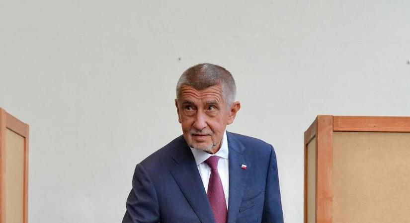 Fordít egyet a cseh külpolitika irányán Andrej Babis
