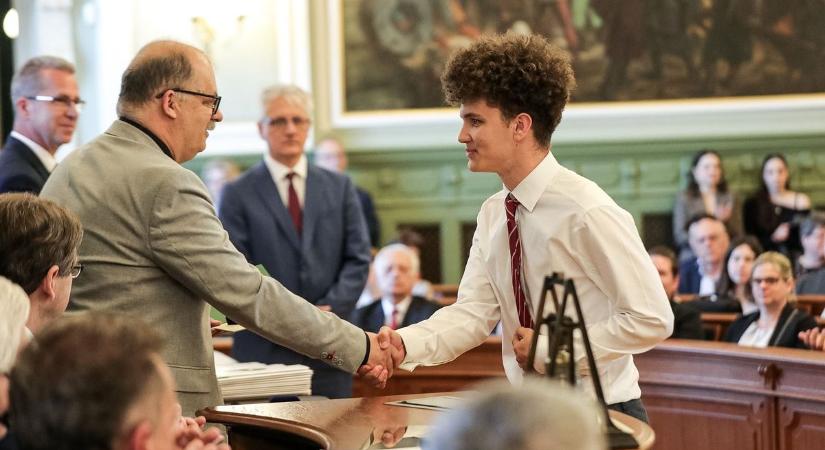 Ők beszélnek a legszebben magyarul - kiosztották a Kazinczy-érmeket - fotók