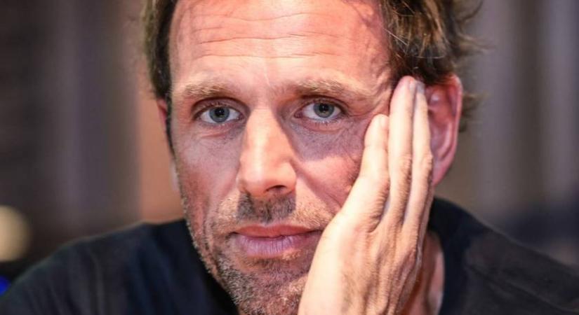 Kásás Tamás fiatalkori fotóján ájuldozik net: hosszú, szőke hajjal hollywoodi szívtiprónak néz ki