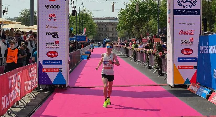 Lomb Ádám legyőzte az országos csúcstartót a maratoni ob-n