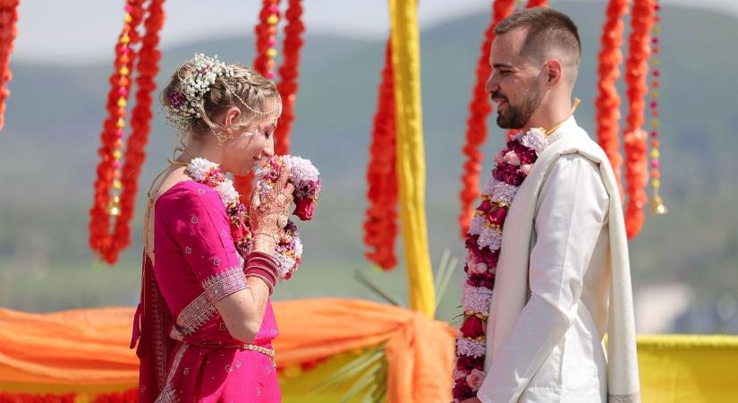 Norvégiából jöttek Egerbe az esküvőjükre, de semmi nem úgy történt a lagziban, ahogy szokott  fotók, videó