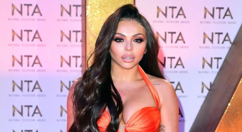 Vérlázító: Jesy Nelson autójával együtt ellopták az ikerlányai orvosi eszközeit