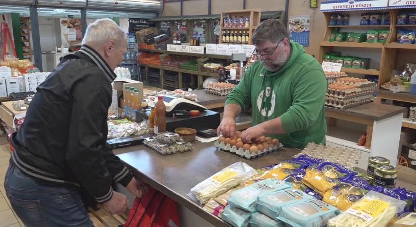 Év végéig maradhat az árrésstop: 5–10 százalékos drágulást hozna az azonnali kivezetés