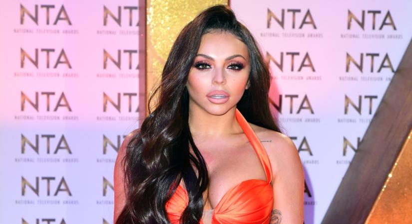 Ellopták a világhírű énekesnő autóját, benne beteg ikrei életmentő orvosi felszereléseivel