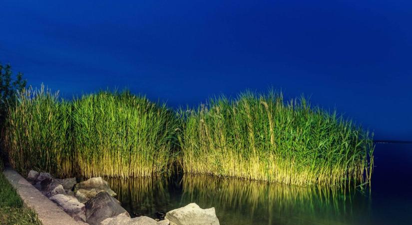 Ritkán látott arcát mutatja a Balaton – akkor a legszebb, mikor még nincsen tömeg (galéria)