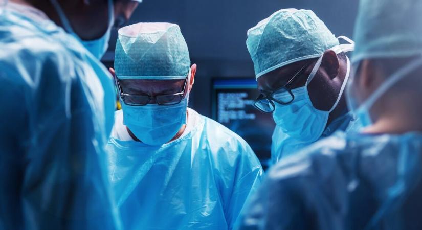 Hónapokig tűrte a fájdalmat a tanárnő – több szervét is eltávolították