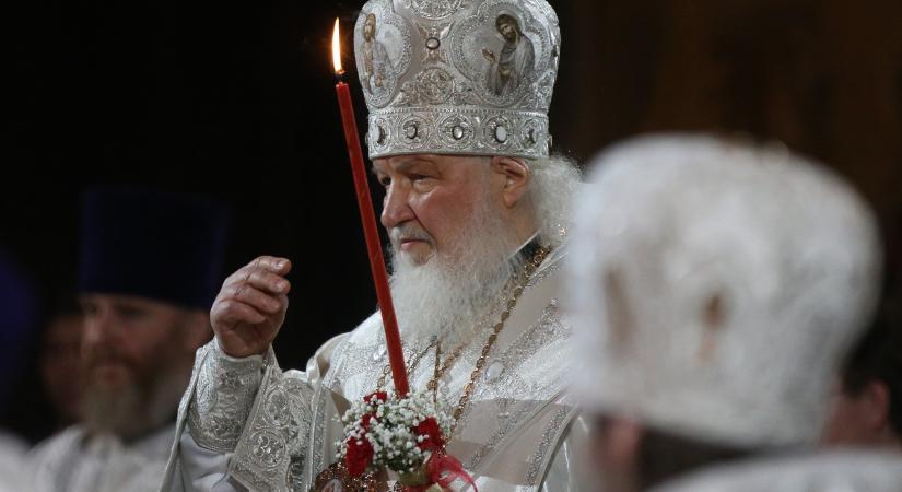 Tombol az orosz spiribiznisz: kristálygömbből jósoltatnak a katonák