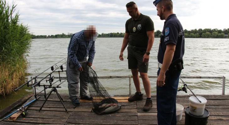 Egyre több a horgászvíz és a halőr 