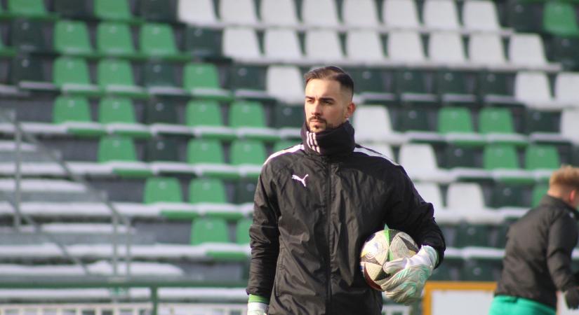 Ijesztő percek az NB II-ben: ájultan esett össze az ajkai kapus