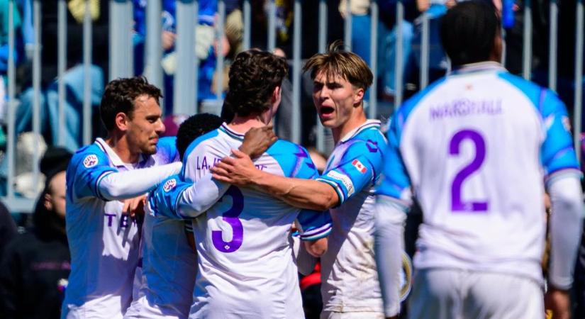 Hivatalosan is debütált a Wenger-féle lesszabály