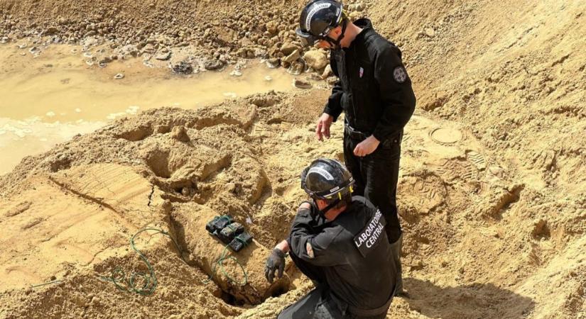 Párizsiak ezreit kellett evakuálni egy világháborús bomba miatt