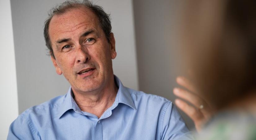 Leszerelteti az arcfelismerő rendszert a kórházakban Hegedűs Zsolt