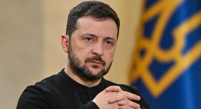 Zelenszkij: a belügyminiszter személyi változásokat készít elő a kijevi lövöldöző elől menekülő rendőrök miatt