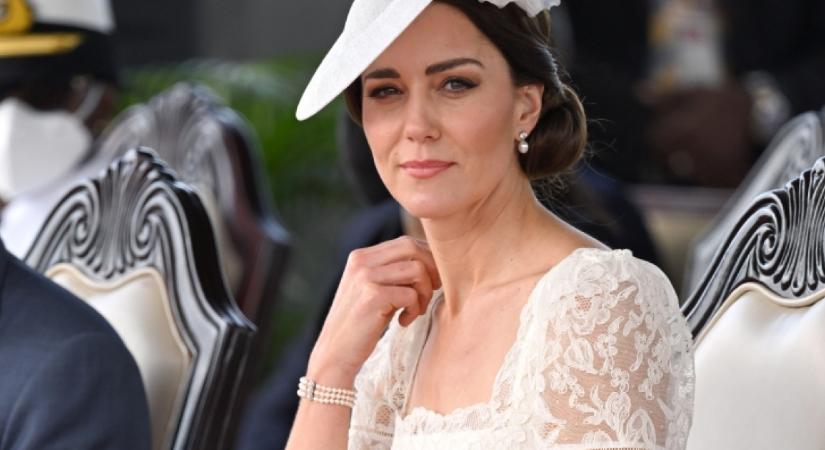 Katalin hercegné soha nem ülhet le akárhova: szigorú protokoll áll ennek a furcsa szabálynak a hátterében