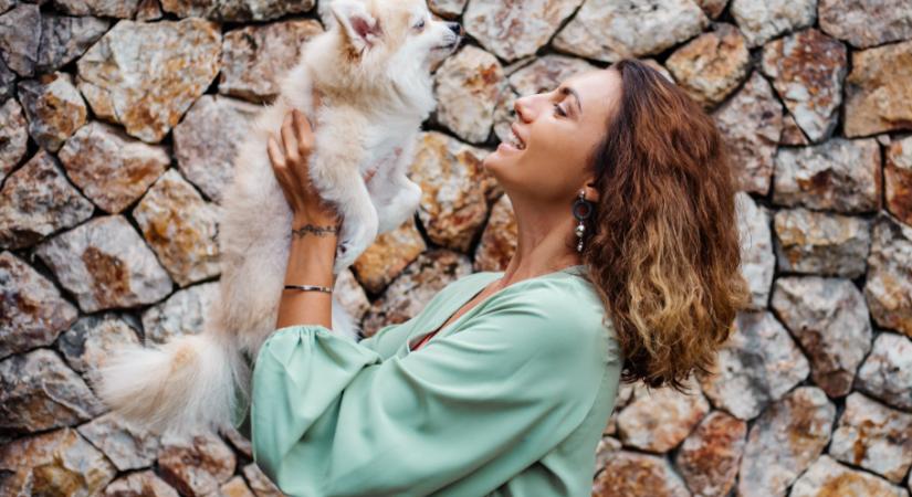 Napi horoszkóp, 2026. április 20.: A Bika legyen rugalmasabb, a Szűz változtasson a megjelenésén