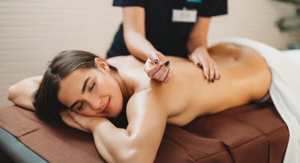 Sárvárfürdő – feltöltődés gyógyvízzel és egy csipetnyi karibi hangulattal