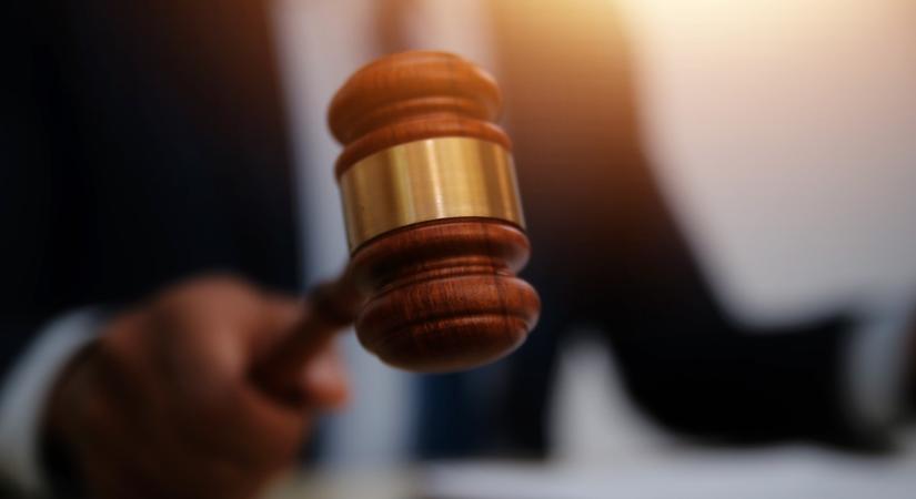 Újabb fordulat a szilveszteri svájci tragédia után: döntés született a klubtulajdonosok ügyében