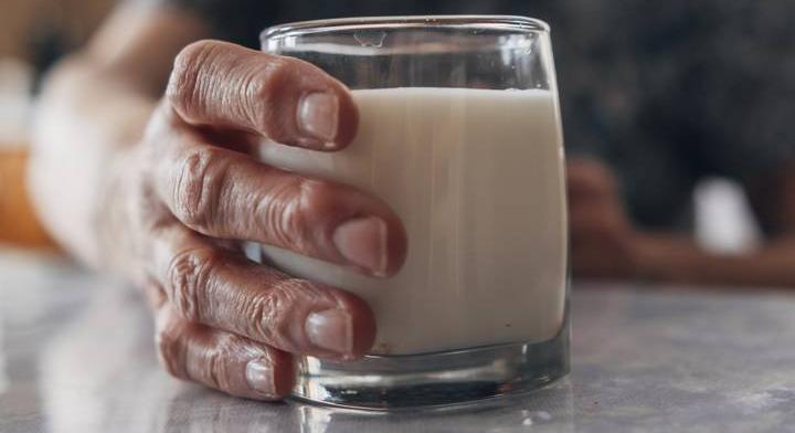 Tények és tévhitek a tejről: igyuk vagy felejtsük el?