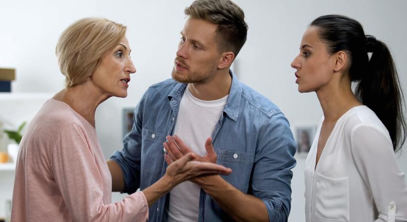 „Egy látszólag politikai vita mögött valójában mélyebb sérülések vannak” – van kiút a választás miatt széthullott családok számára?