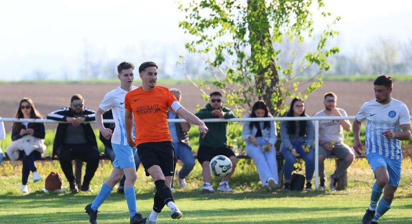 Mezőnyjátékos a kisdorogi kapuban, tengelici és faddi gólzuhatag a fordulóban (galéria)