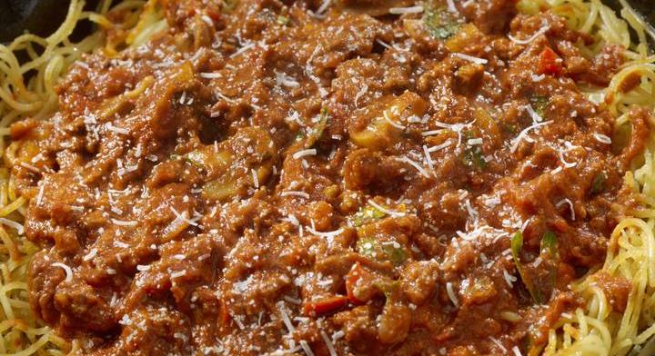 Gombás bolognai hús nélkül: teljes értékű, laktató ebéd