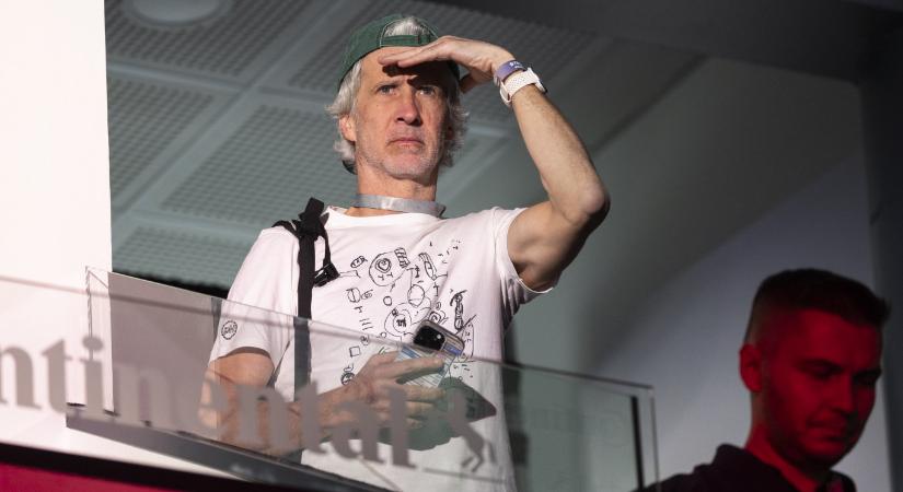 A Bharata Hindu Közösség tette helyre DJ Jeszyt, aki szerint a vereség oka Orbán indiai bálványimádása volt