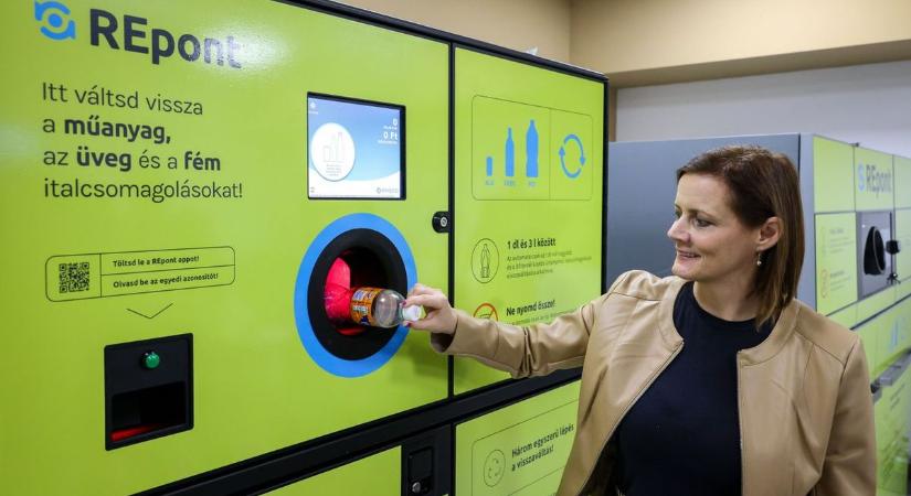 Itt van a megoldás arra, hogy az üvegvisszaváltó befogadja a palackot