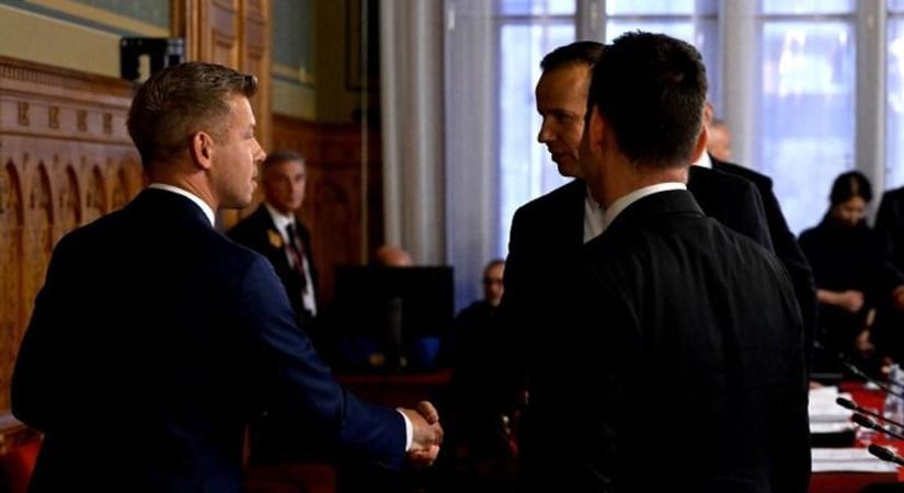 Több tiszteletet követel és alázatot javasol Magyar Péternek a Mi Hazánk