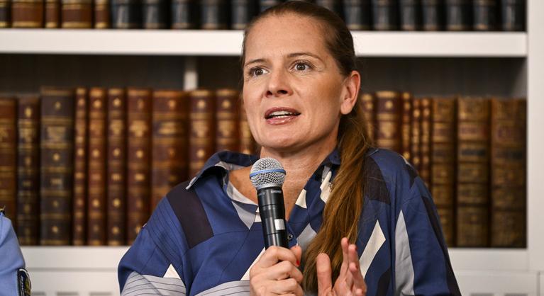 Király Nóra: Orbán Viktornak a választás éjszakáján le kellett volna mondania