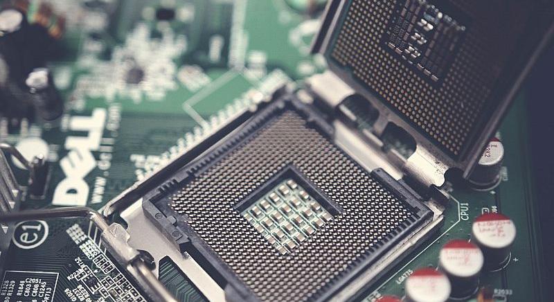 Az iráni helyzet átka: hiány alakulhat ki a chipgyártáshoz szükséges gázból