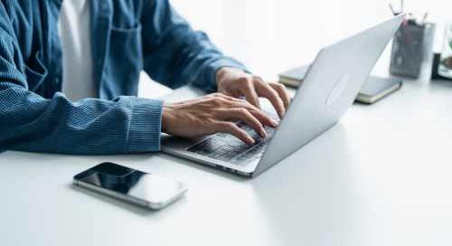 NAV: több mint 200 ezer embernek egyszerűsíti az adminisztrációt az eSZJA