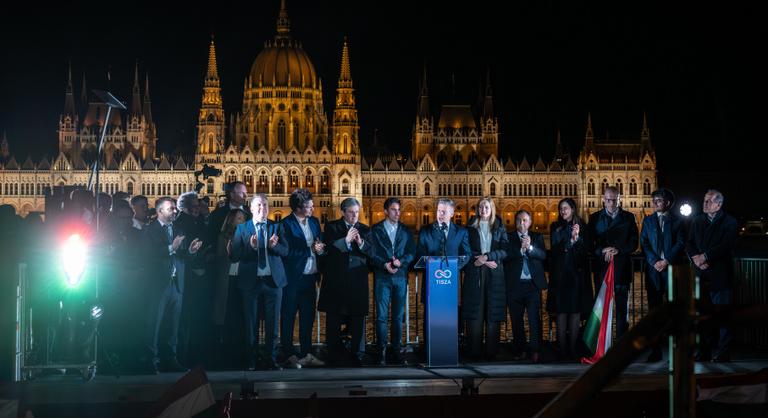 A Tisza áradása: rendszerváltás vagy újrabrandelés?