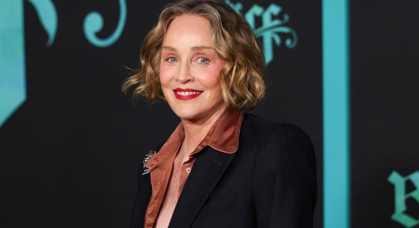 Meglepő különbség: ilyen Sharon Stone, amikor nincs rajta semmi smink
