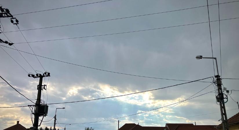 Nem árt résen lenni – kiadták a riasztást a vármegyére